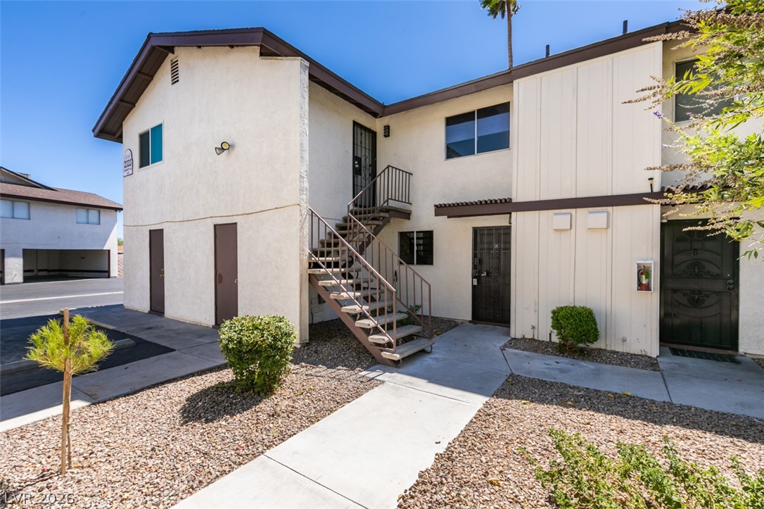 2333 Cardiff Lane C Property Photo 6