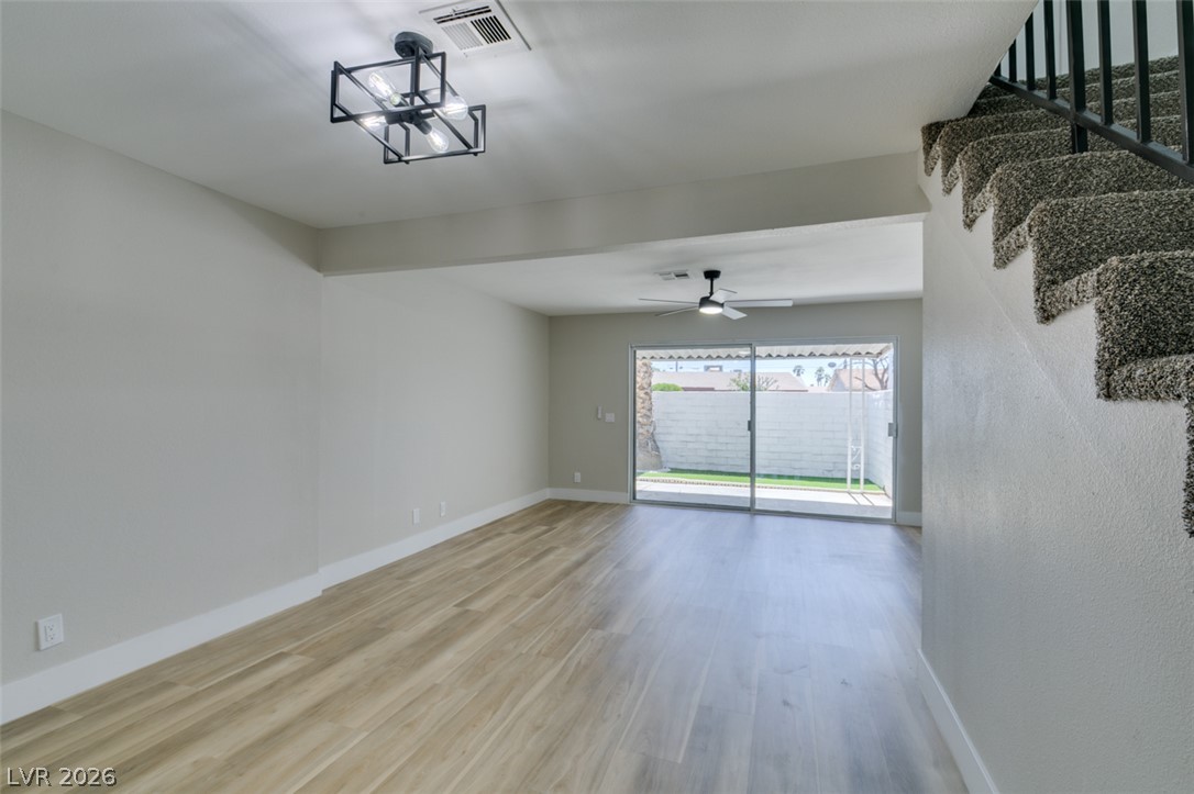 2333 Cardiff Lane C Property Photo 10