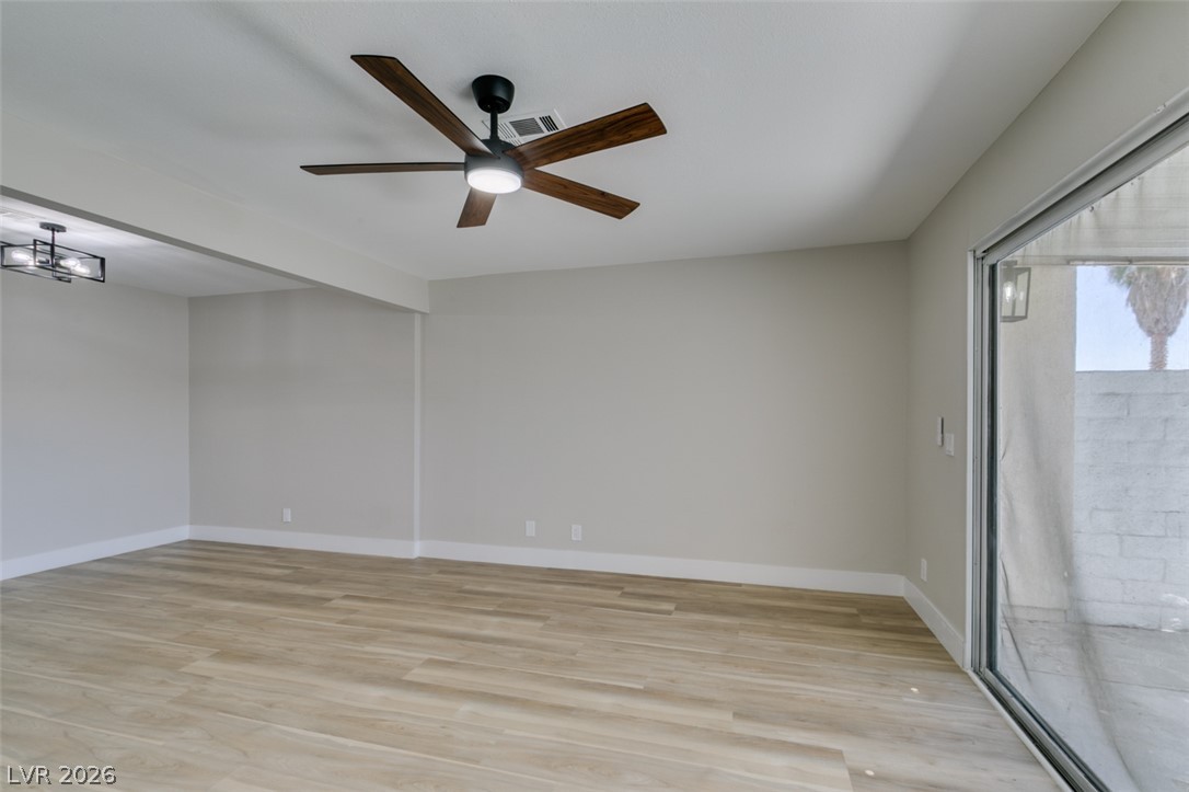 2333 Cardiff Lane C Property Photo 23