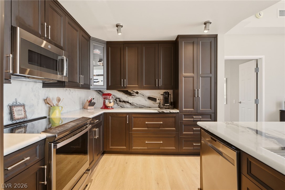 200 West Sahara Avenue 4004 Property Photo 10