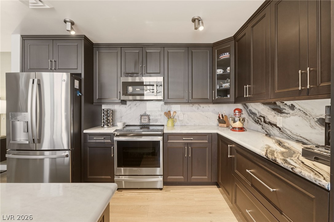 200 West Sahara Avenue 4004 Property Photo 17