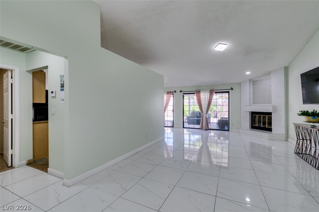3222 East Oquendo Road Property Photo 6