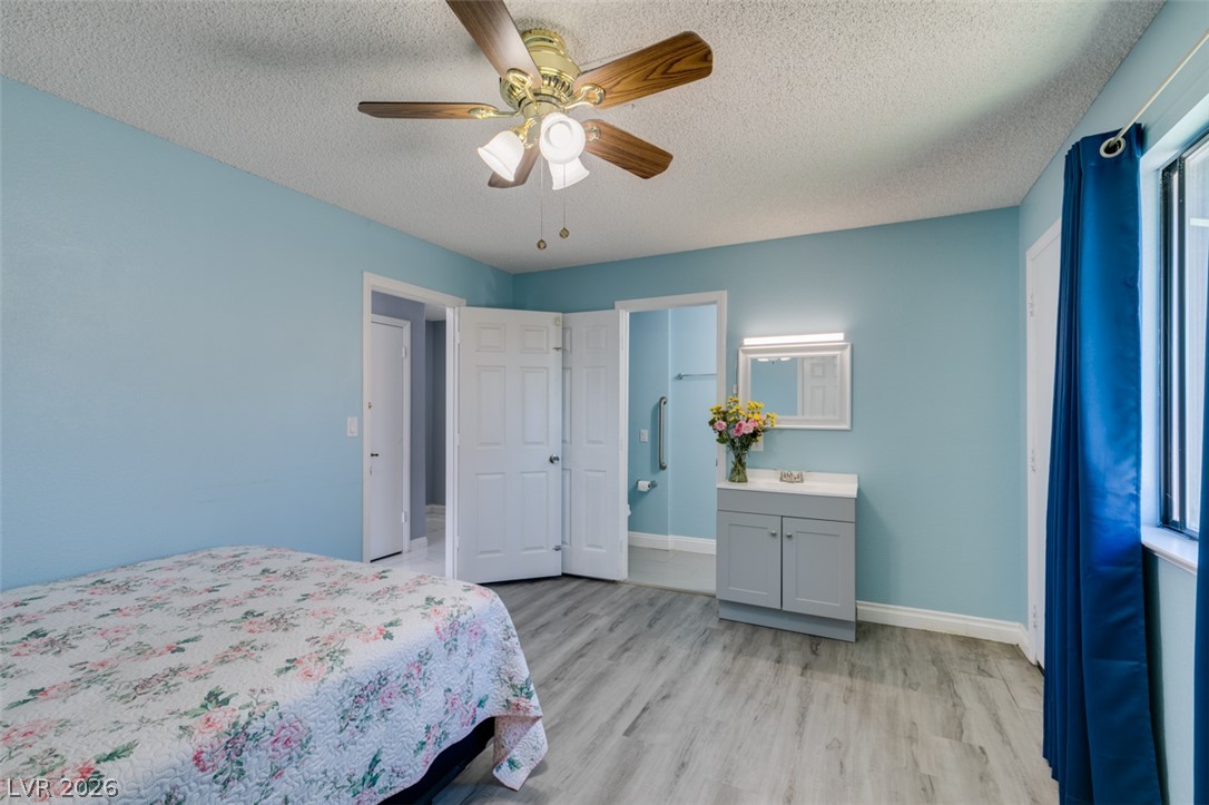 3222 East Oquendo Road Property Photo 42