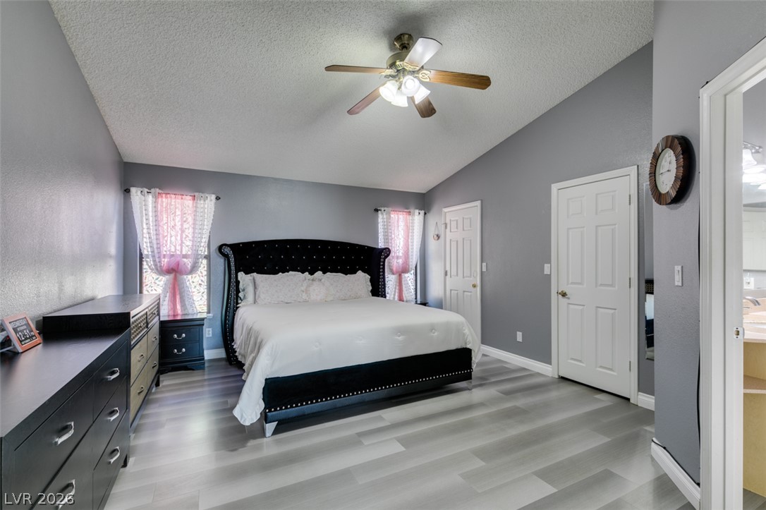 3222 East Oquendo Road Property Photo 44