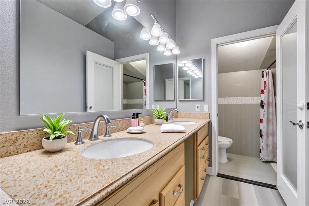 3222 East Oquendo Road Property Photo 46