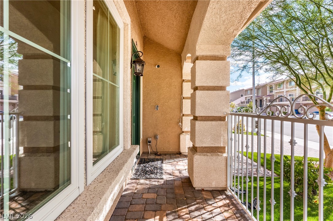 10646 Aphrodite Street Property Photo 2