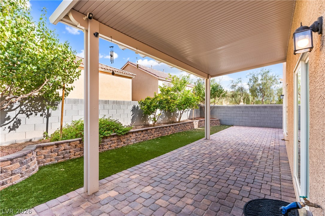 10646 Aphrodite Street Property Photo 33
