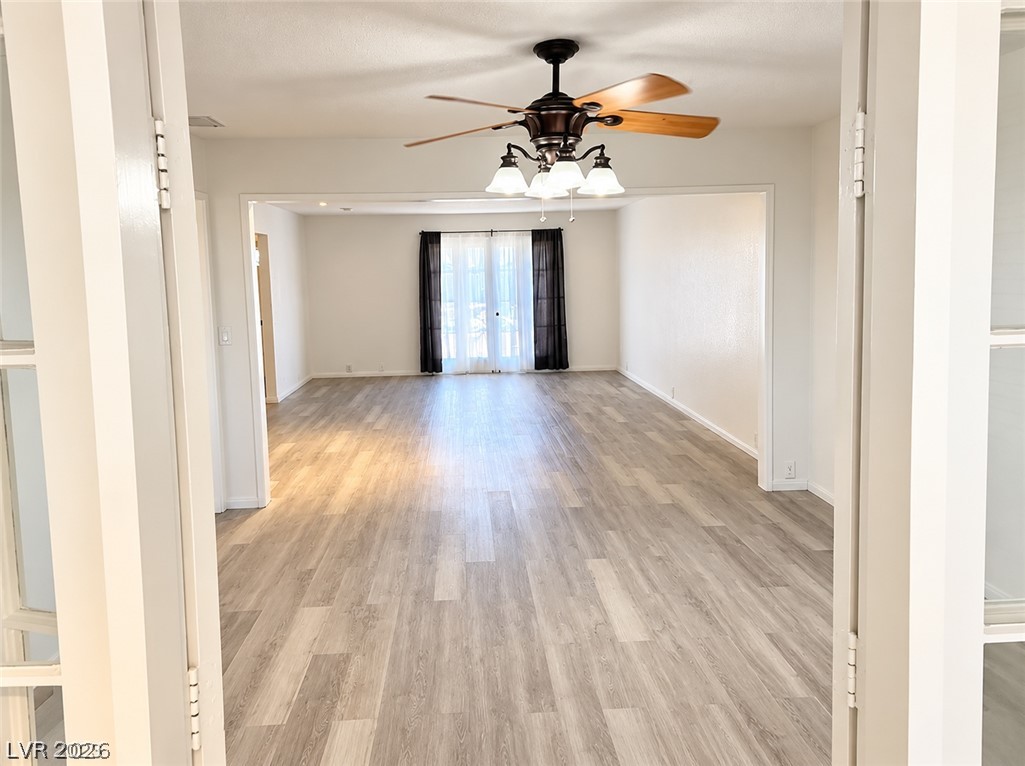 770 Tam O Shanter Property Photo 6