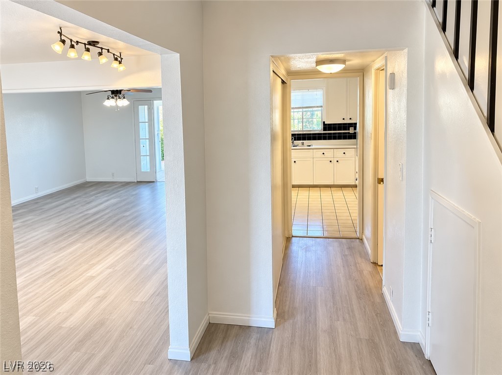 770 Tam O Shanter Property Photo 8