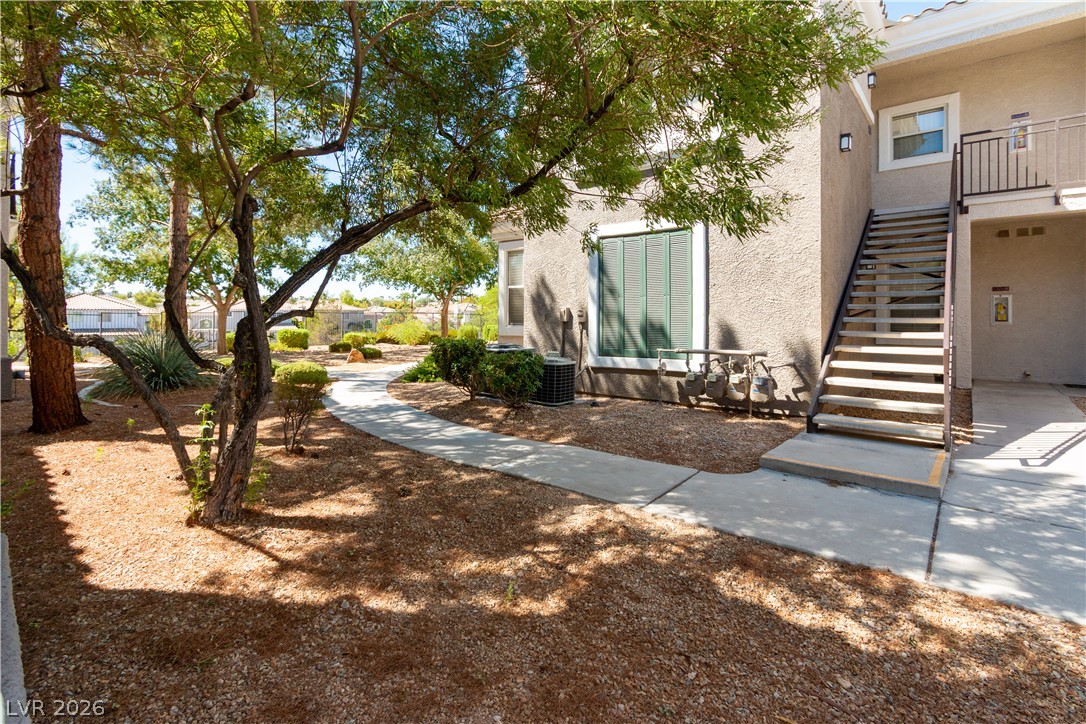 2325 Windmill Parkway 1214 Property Photo 23