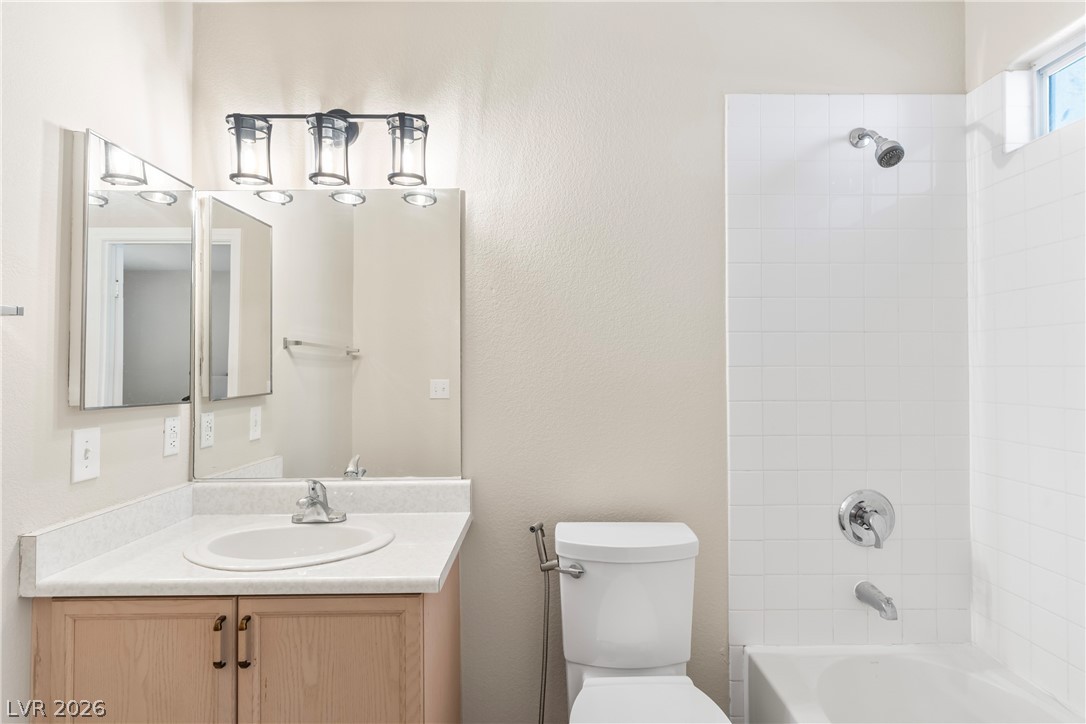 7233 Hawk Haven Street Property Photo 24