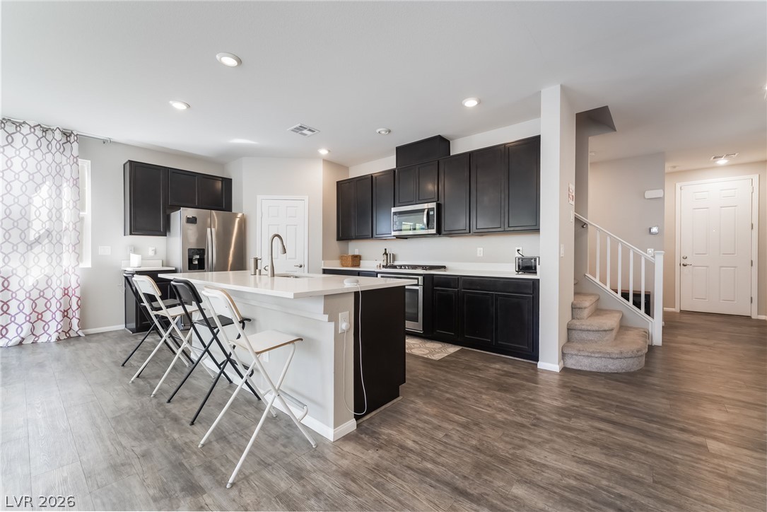 5546 Lushan Street Property Photo 8