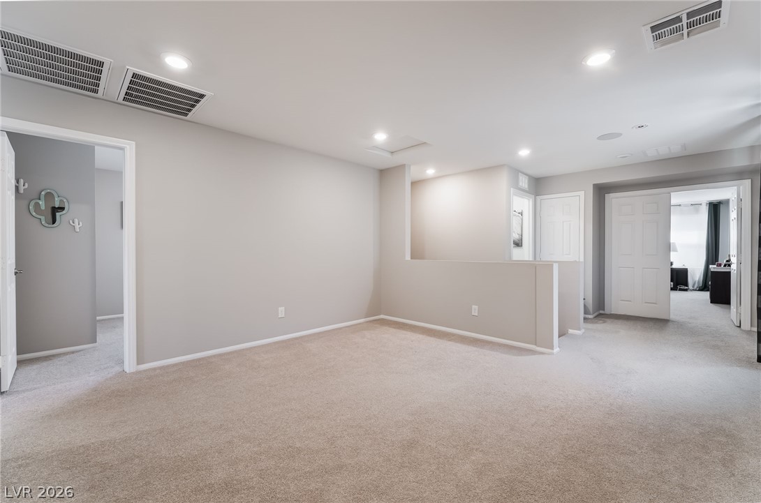 5546 Lushan Street Property Photo 16