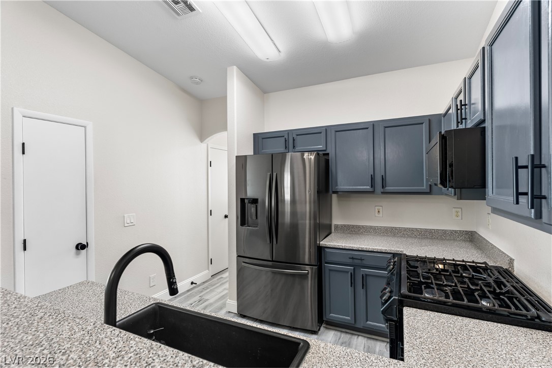 6434 Rusticated Stone Avenue 101 Property Photo 6