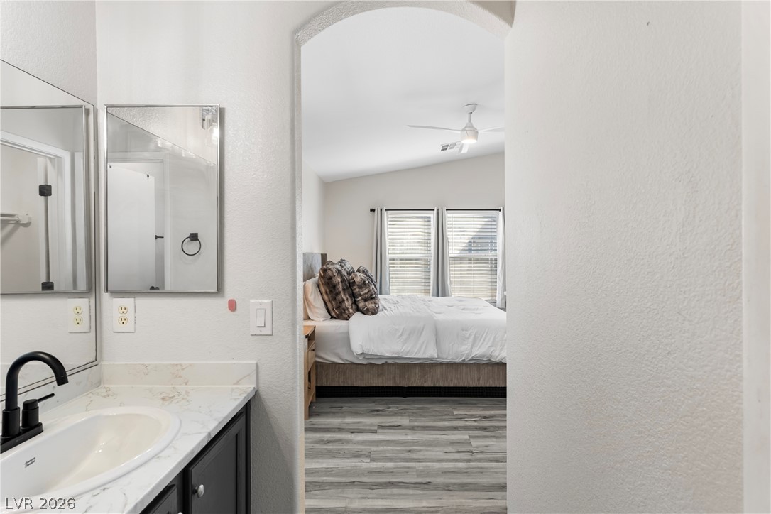 6434 Rusticated Stone Avenue 101 Property Photo 11