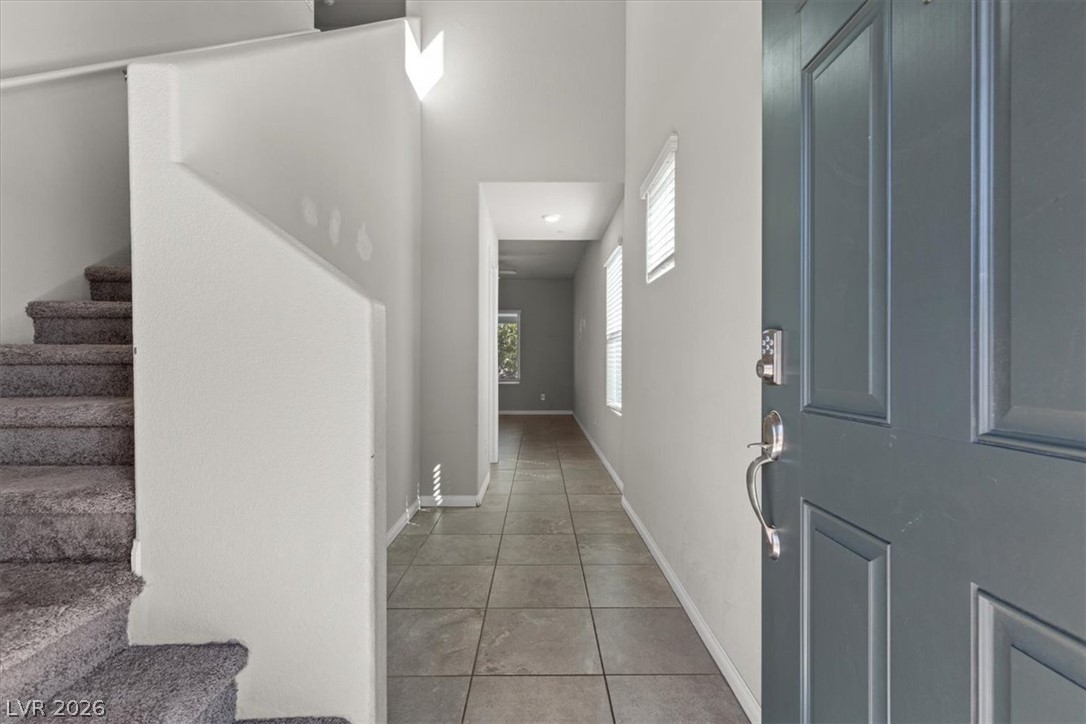 7910 Diamond Sky Avenue Property Photo 3