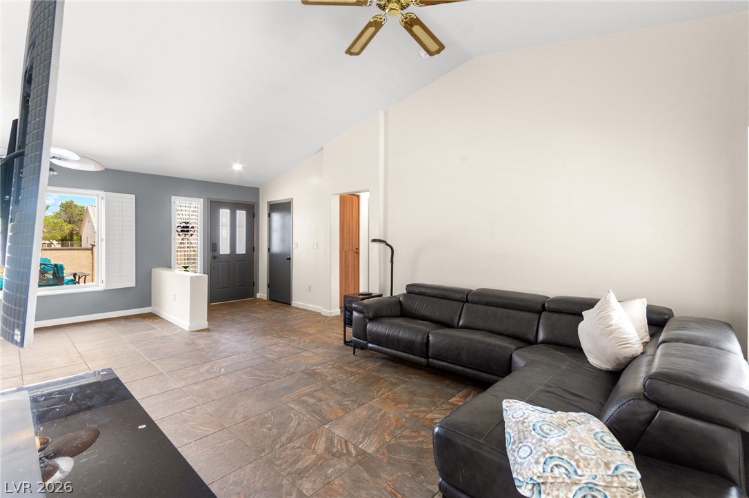 9901 Woodhouse Drive Property Photo 19