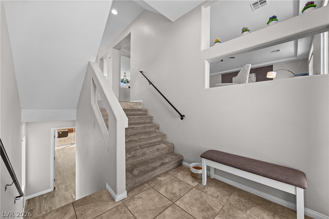 5355 Tartan Hill Avenue Property Photo 2