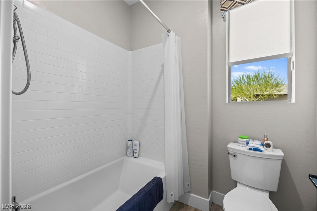 4231 Orchard Run Avenue Property Photo 28