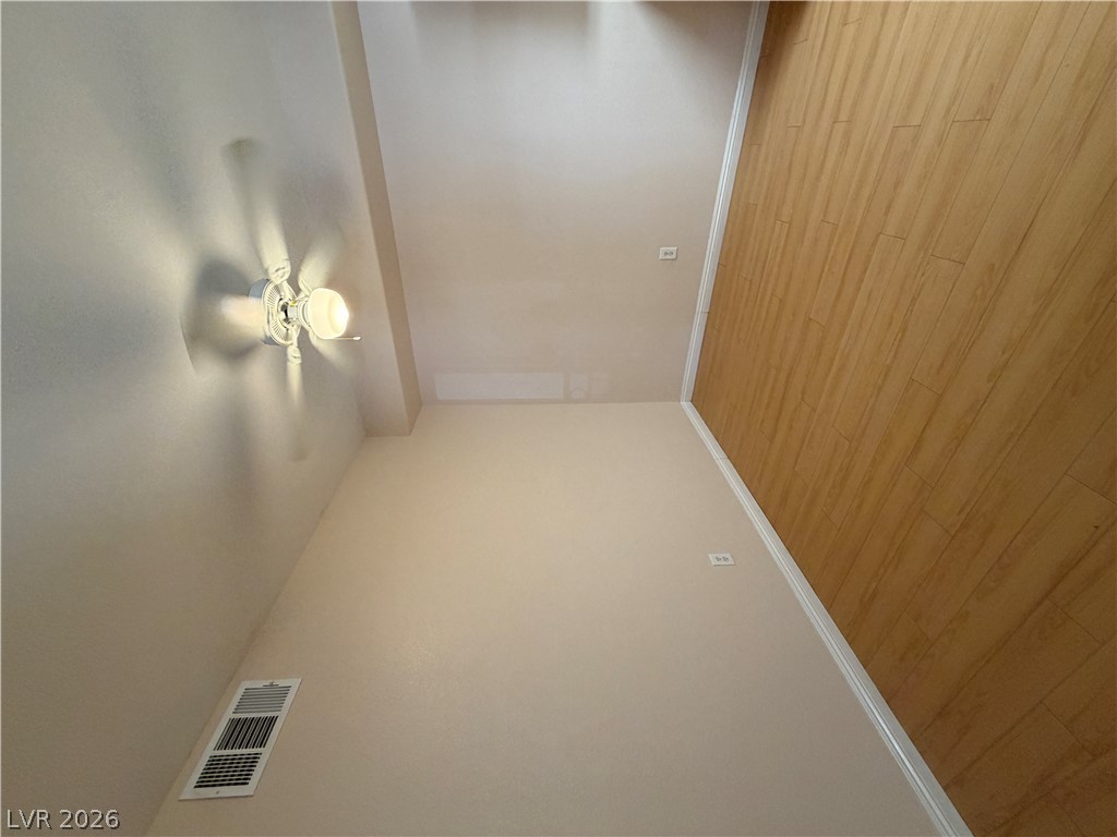 8250 Grand Canyon Drive 1035 Property Photo 3