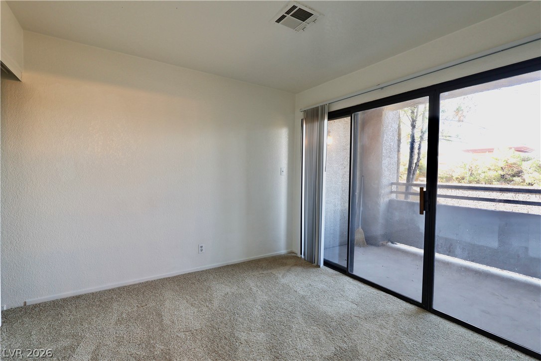5008 South Rainbow Boulevard 105 Property Photo 12