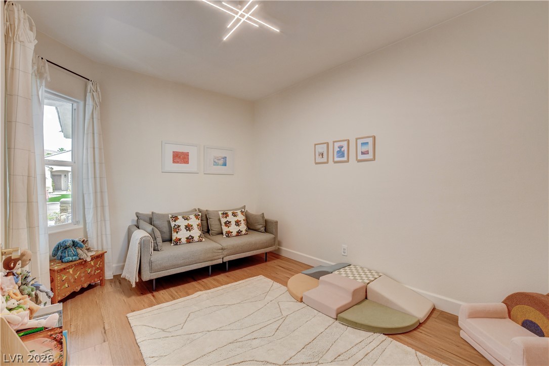 2546 Belgreen Street Property Photo 17