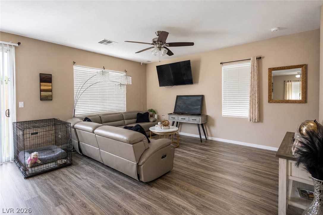 6338 Pronghorn Ridge Avenue Property Photo 6