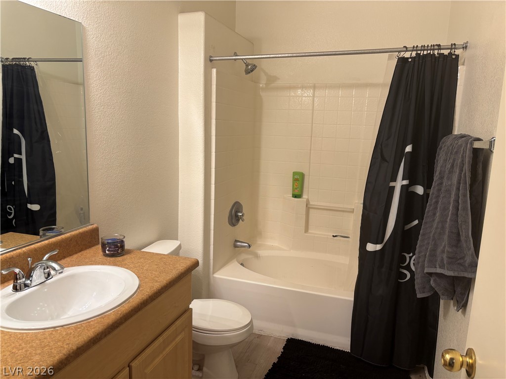 8250 North Grand Canyon Drive 2003 Property Photo 17