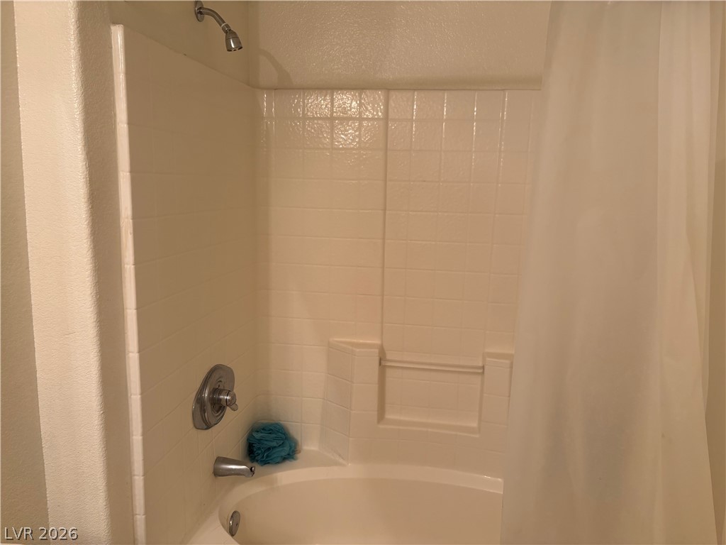 8250 North Grand Canyon Drive 2003 Property Photo 25