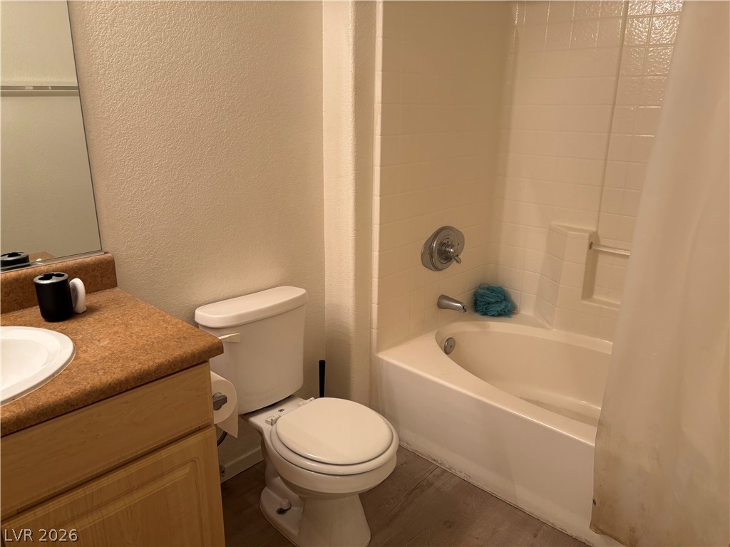 8250 North Grand Canyon Drive 2003 Property Photo 26