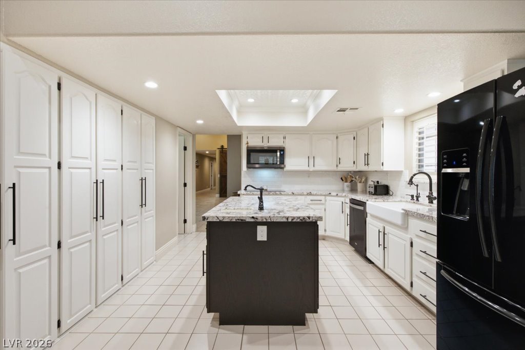 6191 Lindell Road Property Photo 19