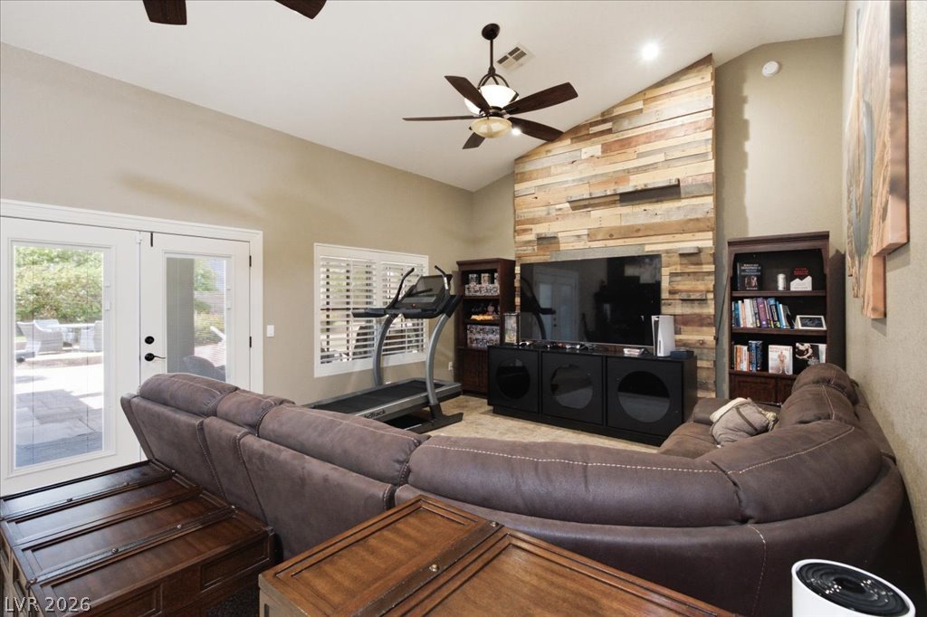 6191 Lindell Road Property Photo 22
