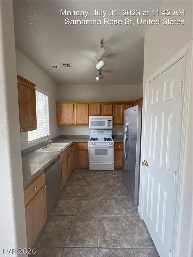 150 Samantha Rose Street Property Photo 8