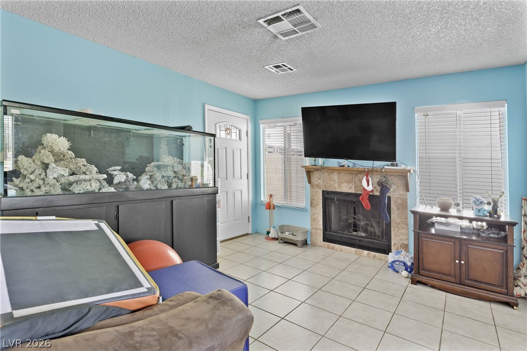 2412 Cherrywood Street Property Photo 3