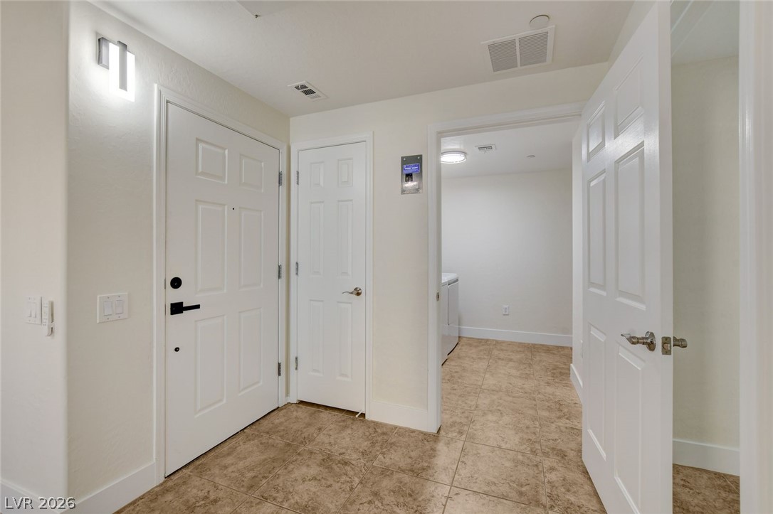 6868 Sky Pointe Drive 1038 Property Photo 33