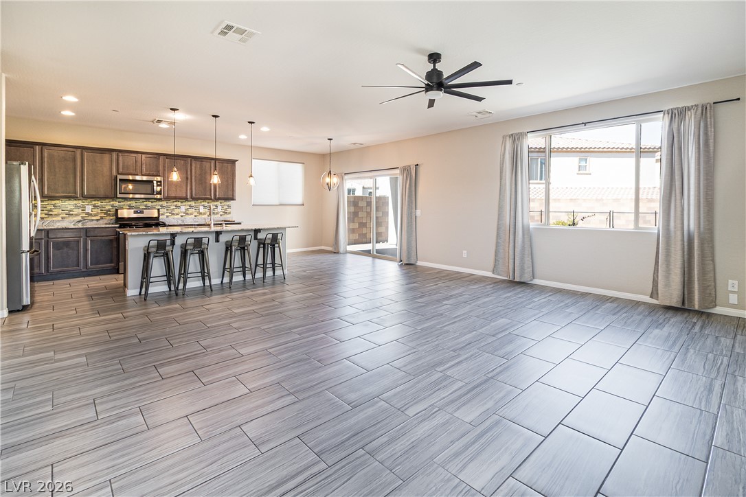 1005 Cetona Court Property Photo 8