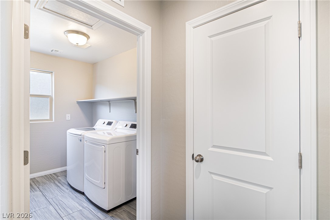 1005 Cetona Court Property Photo 25