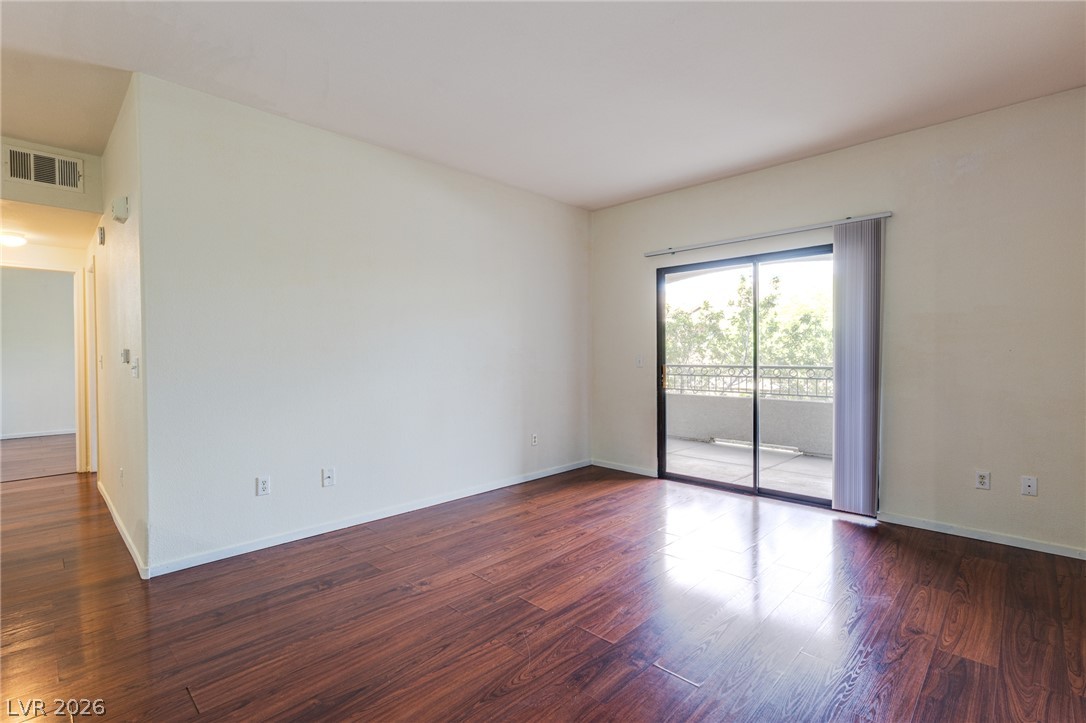 8250 North Grand Canyon Drive 2034 Property Photo 5