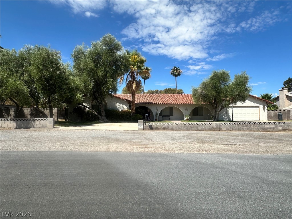 3865 Robar Street Property Photo 1