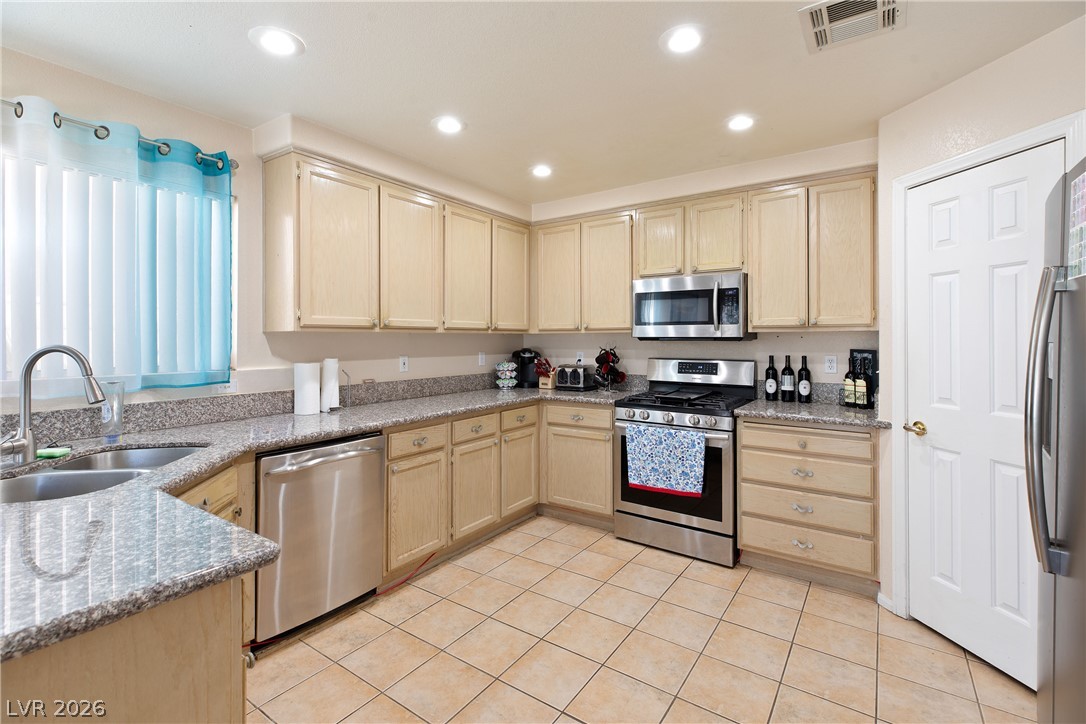 3056 Yankee Clipper Drive Property Photo 14
