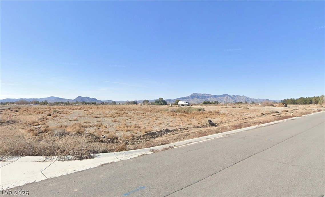 654 South Dyani Drive Property Photo 1