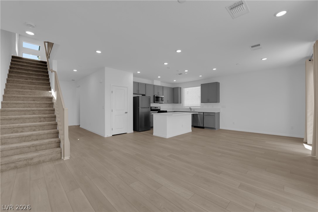 5925 Obsidian Sky Avenue Property Photo 2