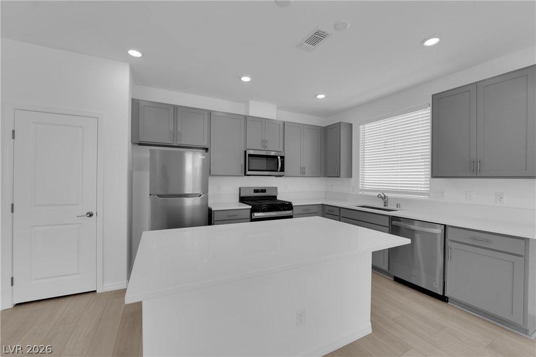 5925 Obsidian Sky Avenue Property Photo 7