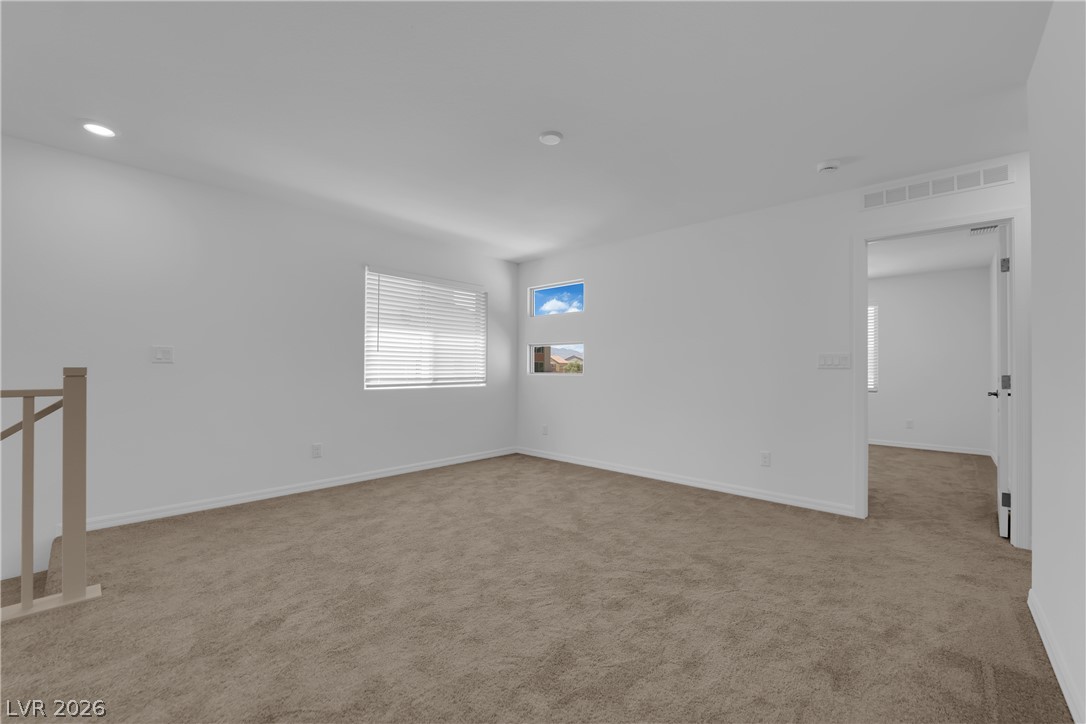 5925 Obsidian Sky Avenue Property Photo 16