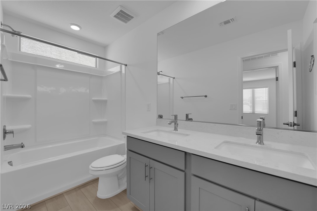 5925 Obsidian Sky Avenue Property Photo 21