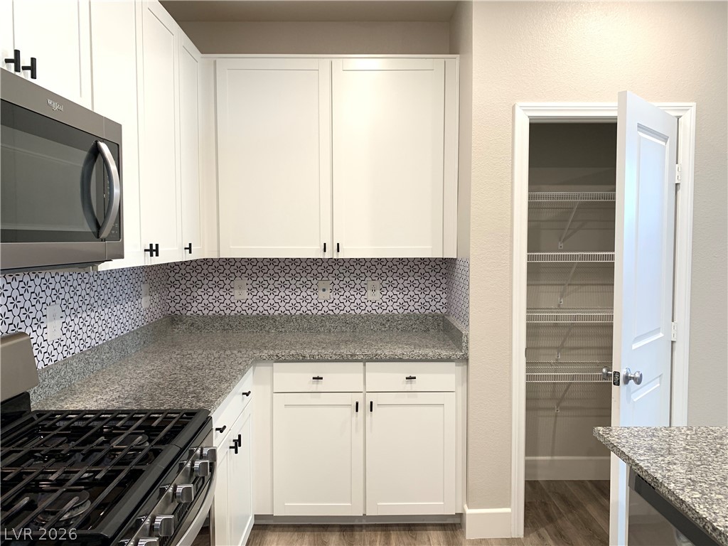 2944 Capobella Avenue Property Photo 8
