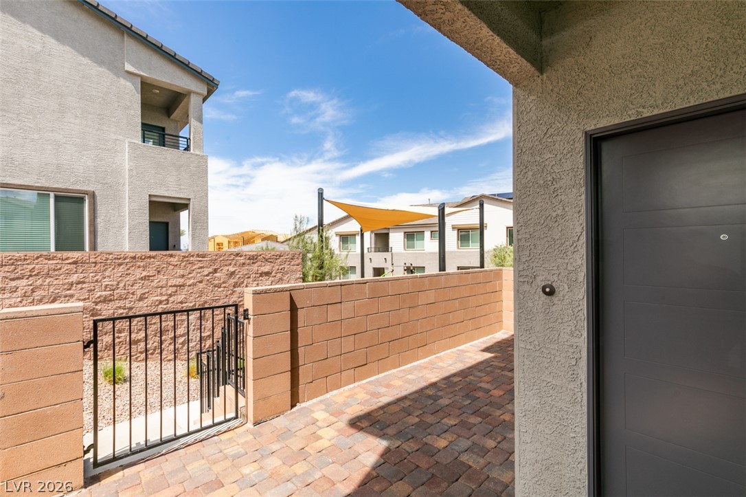 1035 Valeria Ridge Lane Property Photo 4