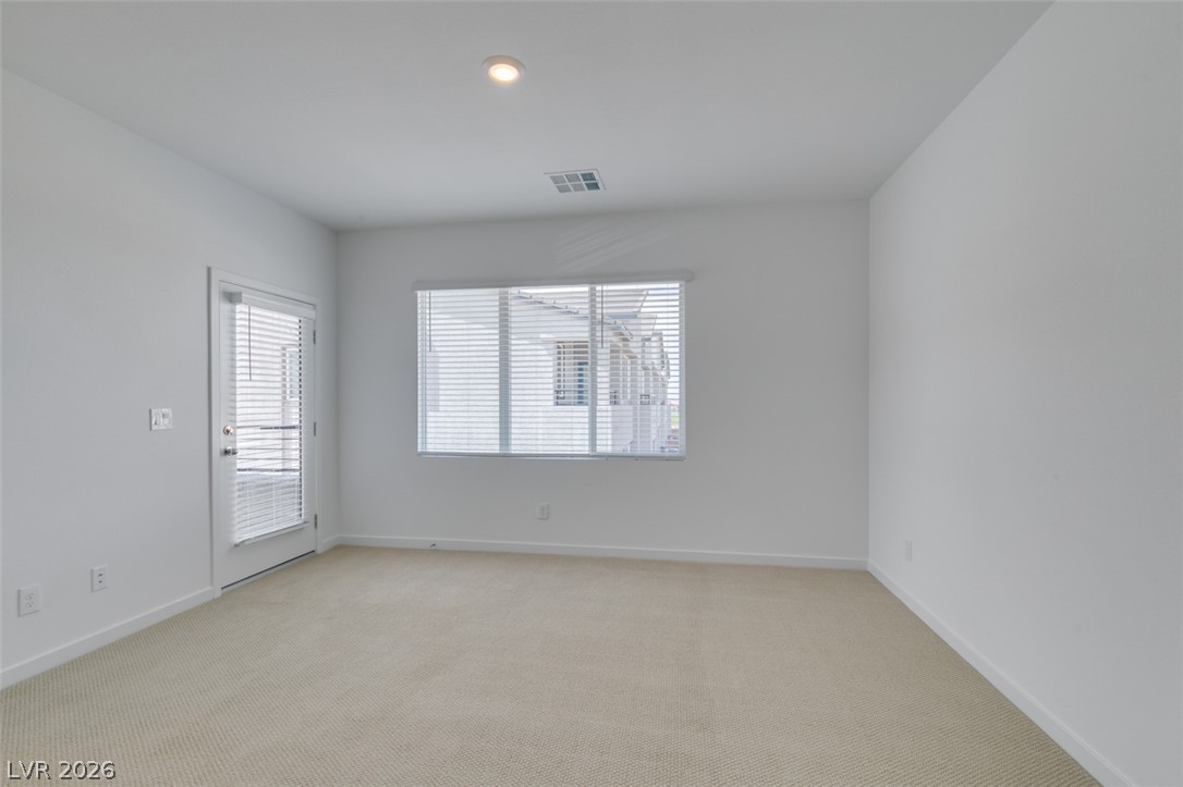 1035 Valeria Ridge Lane Property Photo 32