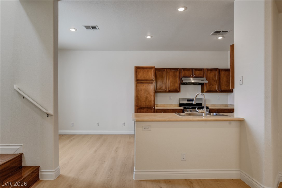 7436 Speedwell Cavern Street Property Photo 8