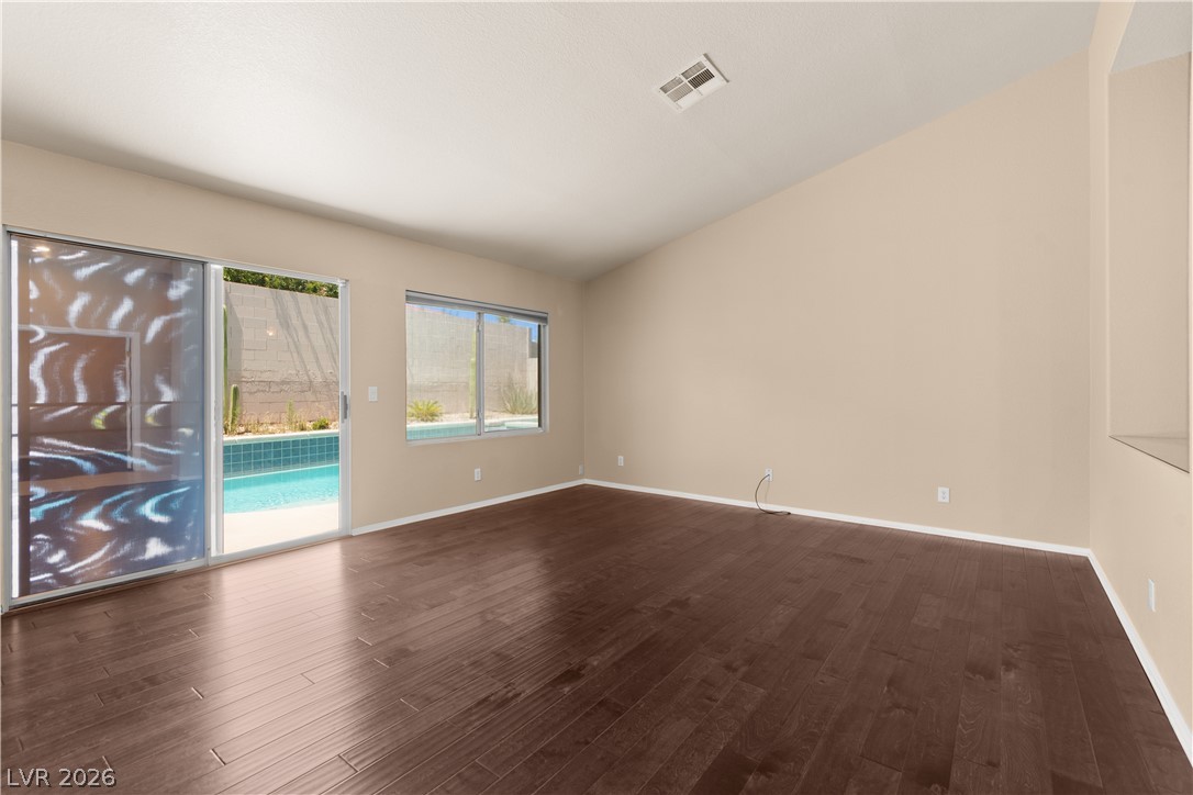 3425 Baldoyle Lane Property Photo 18